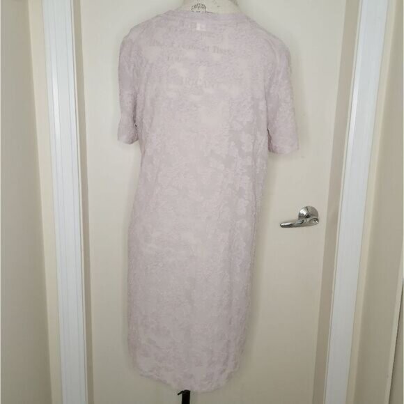 Aritzia floral lace tshirt top - Picture 4 of 4